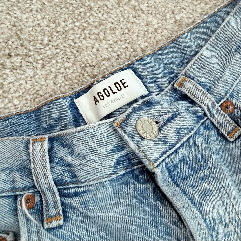 AGOLDE Dee Light Wash Distressed Denim Shorts size 28 - Picture 2 of 9